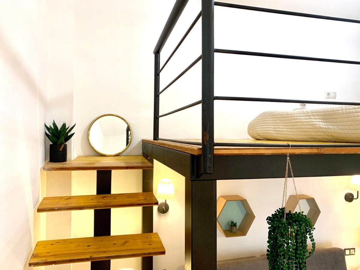 Homely Malaga Refino Loft D4 ภายนอก รูปภาพ